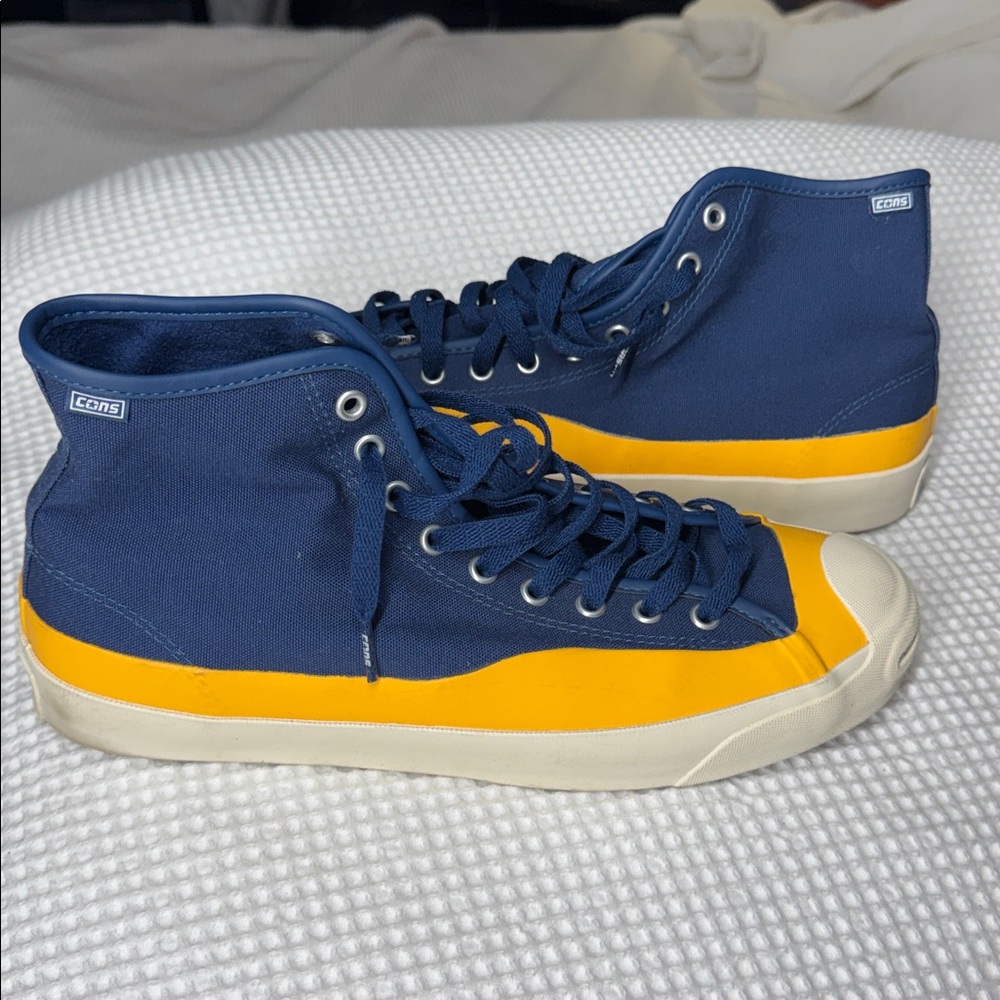 Navy & Yellow Converse Canvas High-Top Sneakers - 10.5